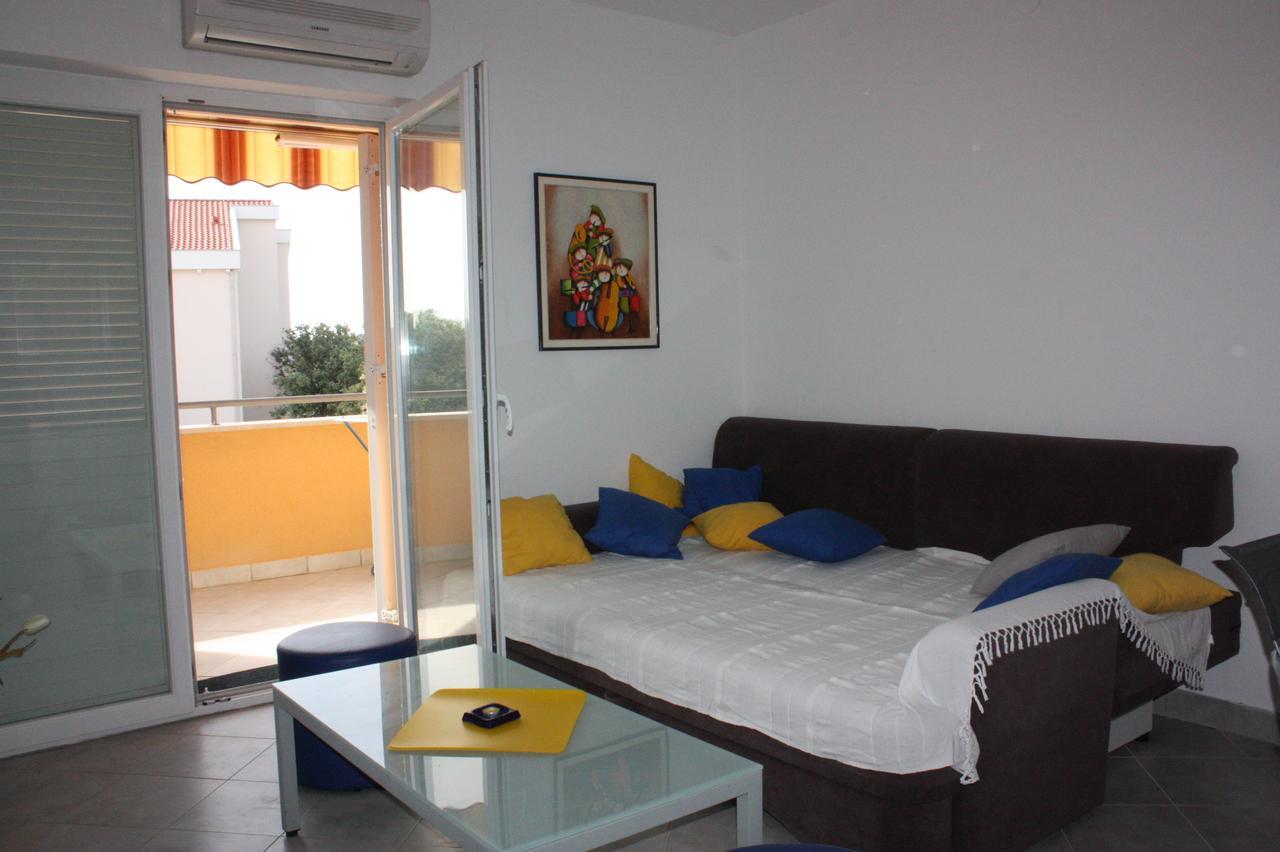 Apartments Jtv Simuni Kolan Exterior foto